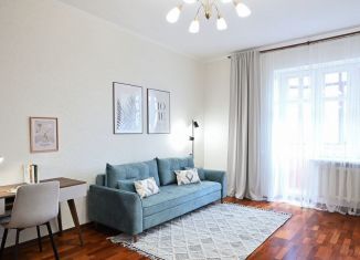 Продаю 2-ком. квартиру, 71 м2, Татарстан, улица Зинина, 3