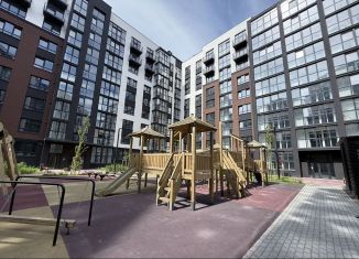 Продам 3-комнатную квартиру, 82.6 м2, Калининград