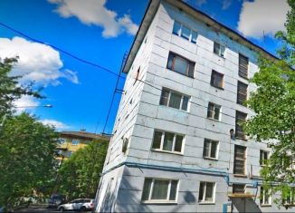Продам 2-ком. квартиру, 45.1 м2, Мурманск, улица Шмидта, 45
