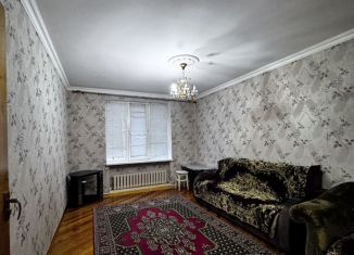 2-комнатная квартира в аренду, 60 м2, Махачкала, улица Азизова, 25