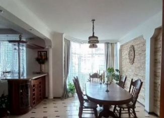 Продам таунхаус, 260 м2, Санкт-Петербург, 1-я Никитинская улица, 18