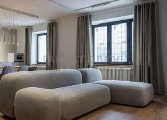 Продаю 3-ком. квартиру, 109 м2, Липецк, Нижняя Логовая улица, 6