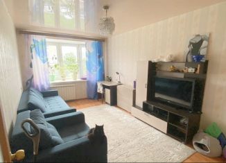 Продаю 1-комнатную квартиру, 37 м2, Чебоксары, проспект Максима Горького, 10