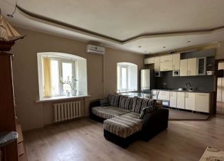 Продается 3-комнатная квартира, 55.7 м2, Курск, Мирная улица, 19