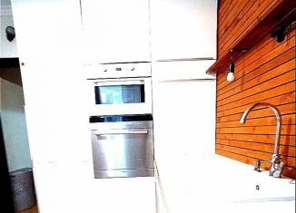 Аренда 1-комнатной квартиры, 32 м2, Москва, Нарвская улица, 1Ак2, ЖК Головино