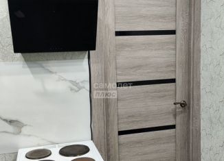 Продам двухкомнатную квартиру, 46 м2, Северск, улица Крупской, 2