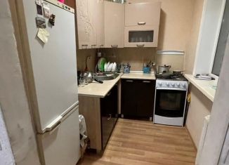 Сдаю трехкомнатную квартиру, 70 м2, Республика Башкортостан, Владивостокская улица, 7/1