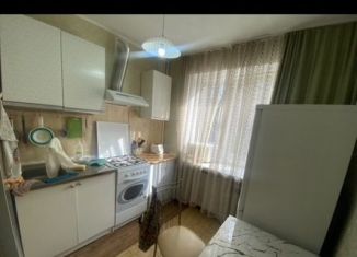 Сдаю в аренду однокомнатную квартиру, 34 м2, Калуга, улица Труда, 10