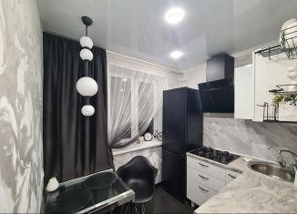 Продается двухкомнатная квартира, 42 м2, Сергиев Посад, Московская улица, 20