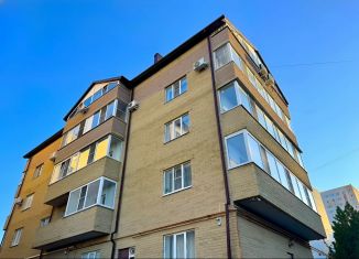 Продам 2-ком. квартиру, 80 м2, Ставрополь, Федеральная улица, 16Б