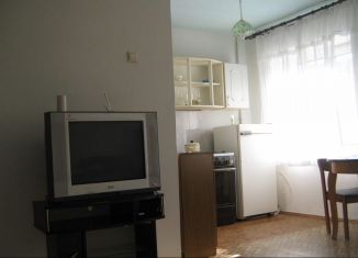 Сдается в аренду однокомнатная квартира, 31.7 м2, Пермь, улица Льва Шатрова, 30