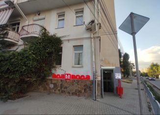 Торговая площадь на продажу, 155.6 м2, Симферополь, улица Беспалова, 79