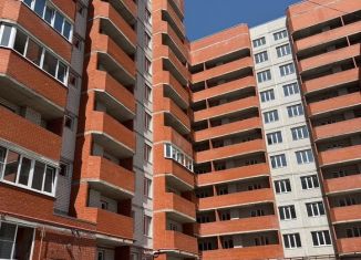Продам 3-ком. квартиру, 72.8 м2, Курская область, 2-я Агрегатная улица, 57А