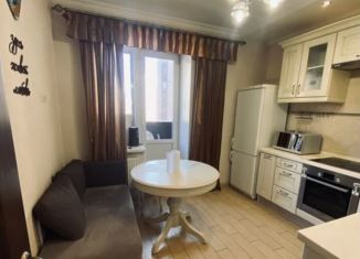 Продаю 1-ком. квартиру, 36.6 м2, Кудрово, Ленинградская улица, 3