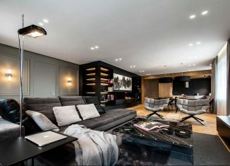 Продается трехкомнатная квартира, 83.8 м2, Тюмень, Арктическая улица, 16