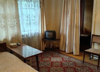 Продаю двухкомнатную квартиру, 45 м2, Екатеринбург, улица Бахчиванджи, 23, Октябрьский район