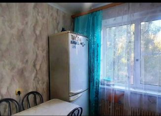 Продам 3-ком. квартиру, 63 м2, Старый Оскол, микрорайон Восточный, 14