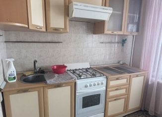 Сдам 1-ком. квартиру, 38 м2, Саратов, Лунная улица, 25А