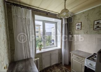 Двухкомнатная квартира в аренду, 46 м2, Мурманск, улица Полярные Зори, 5