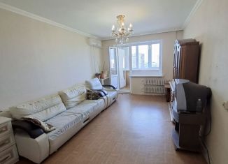 Сдам в аренду трехкомнатную квартиру, 65 м2, Старый Оскол, микрорайон Восточный, 8