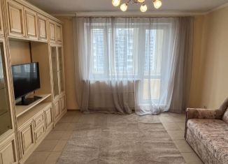 1-комнатная квартира в аренду, 42 м2, Москва, Зеленодольская улица, 11