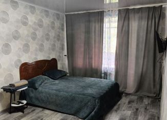 Сдам 1-ком. квартиру, 32 м2, Бугульма, улица Газинура Гафиатуллина, 47