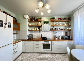 2-ком. квартира на продажу, 56.7 м2, Курган, 4-й микрорайон, 9