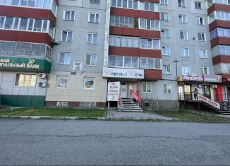 Сдается в аренду торговая площадь, 49 м2, Абакан, проспект Дружбы Народов, 23