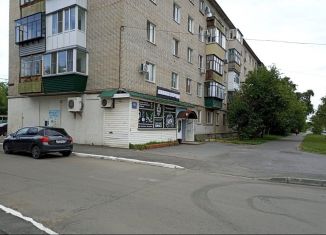 Сдаю в аренду торговую площадь, 80.6 м2, Курганская область, улица Гоголя, 195