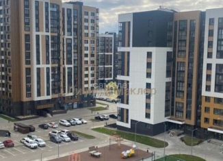 Сдается в аренду 1-комнатная квартира, 35 м2, деревня Столбово, проспект Куприна, 36к1