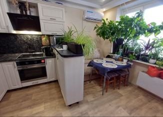 Продажа 1-комнатной квартиры, 42 м2, Тюмень, Кремлёвская улица, 110к2