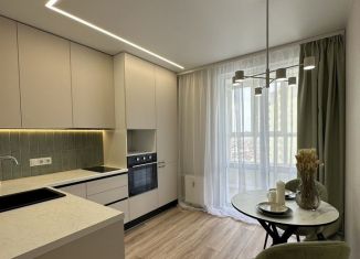 Продажа 1-комнатной квартиры, 37 м2, Тюмень, улица Александра Протозанова, 18к1