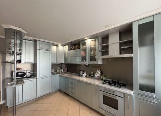 Продам 3-ком. квартиру, 97.3 м2, Смоленск, улица Рыленкова, 34