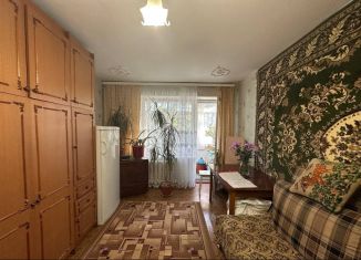 Продаю 2-ком. квартиру, 50 м2, Крым, улица Большевика Попова