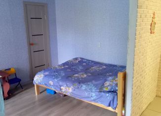 Сдаю 2-комнатную квартиру, 43 м2, Волхов, улица Калинина, 38