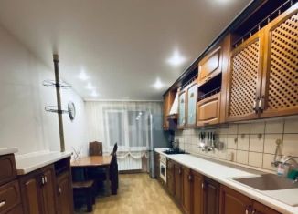 Сдаю в аренду трехкомнатную квартиру, 90 м2, Владимир, улица Кирова, 22