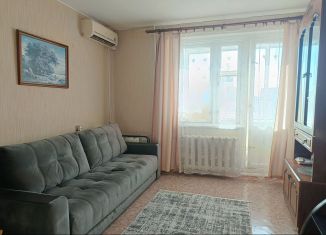 Продажа однокомнатной квартиры, 28 м2, Череповец, улица Монтклер, 15