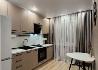 Продажа 1-ком. квартиры, 28 м2, Старый Оскол, Комсомольский проспект, 33