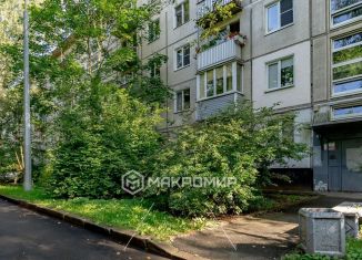Продается трехкомнатная квартира, 55.6 м2, Санкт-Петербург, улица Карпинского, 23к2, муниципальный округ Пискарёвка