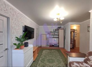 Продается 2-комнатная квартира, 42.9 м2, Барнаул, улица Георгия Исакова, 147