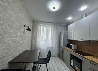 Сдам однокомнатную квартиру, 38 м2, Ростов-на-Дону, улица Ткачёва, 42с1