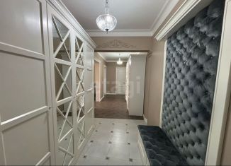 Продается двухкомнатная квартира, 93.3 м2, Махачкала, улица Пушкина, 62