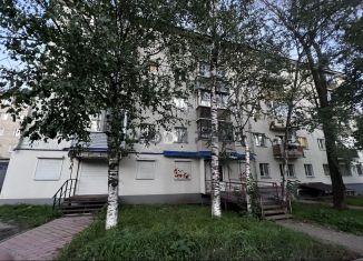 Продажа 1-комнатной квартиры, 30.4 м2, Киров, улица Горького, 28