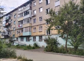 Продажа 2-комнатной квартиры, 43.6 м2, Балашов, улица Орджоникидзе, 3А