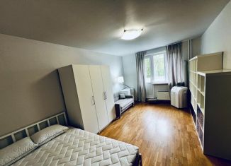 Сдается в аренду 1-комнатная квартира, 37.8 м2, Москва, Смольная улица, 51к1