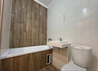 Продаю 3-ком. квартиру, 65.1 м2, Ярославль, Дядьковская улица, 16А