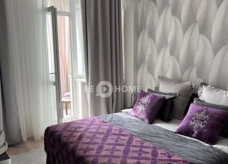 Сдаю в аренду 2-ком. квартиру, 77.7 м2, Пермь, улица Революции, 21В