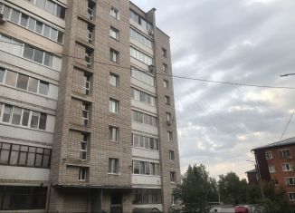 Продажа 2-ком. квартиры, 50.2 м2, Сарапул, Дальняя улица, 43А