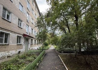 Продаю 2-комнатную квартиру, 46 м2, Челябинская область, улица Образцова, 17