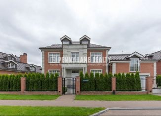 Сдается в аренду дом, 625 м2, деревня Раздоры, Медовая улица